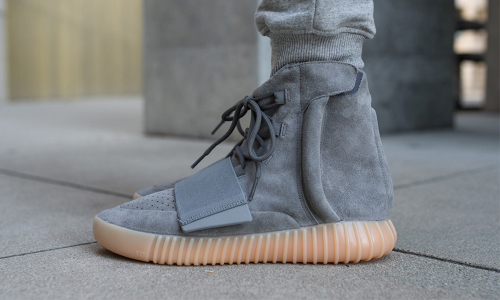 Yeezy Boost 系列将于黑色星期五期间正式发售