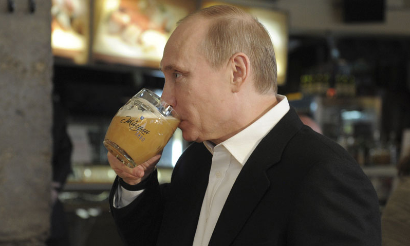 狂热的球迷已经把莫斯科啤酒喝到 “供不应求” 了