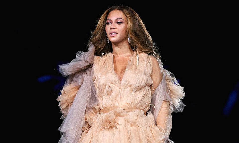 时隔 3 年，Beyoncé 获奖专辑《Lemonade》终于登陆全平台播放