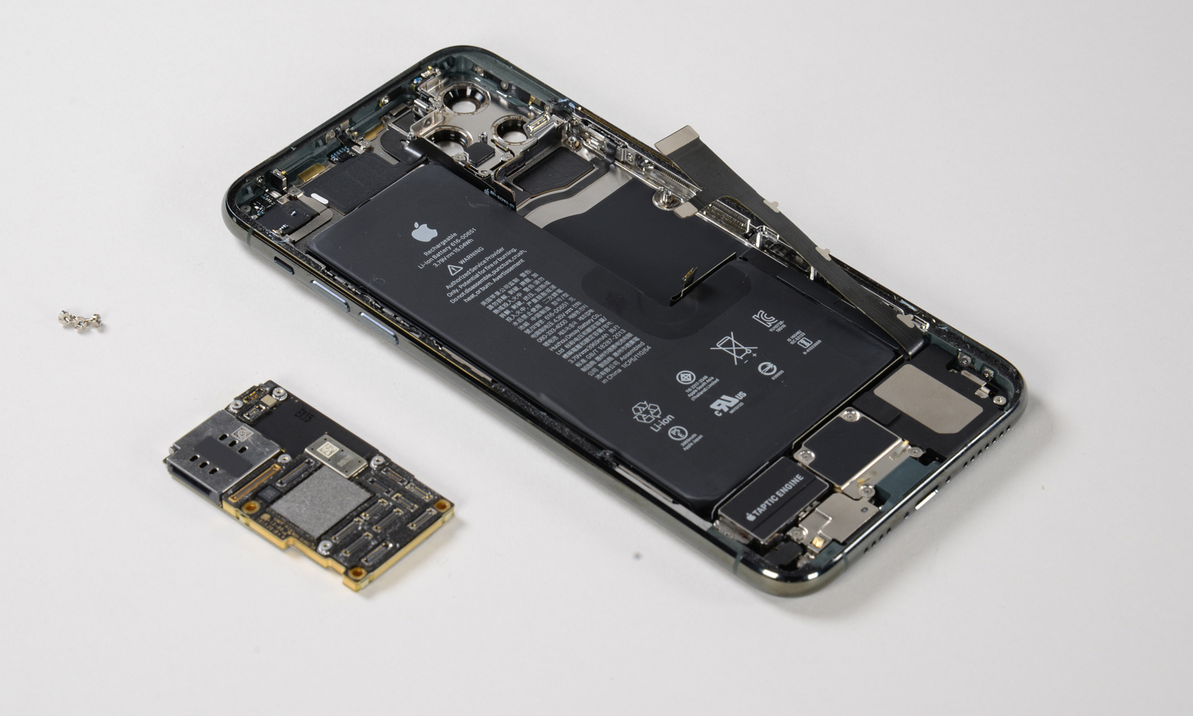 3,500 元就能造一台，iPhone 11 Pro Max 硬件成本曝光