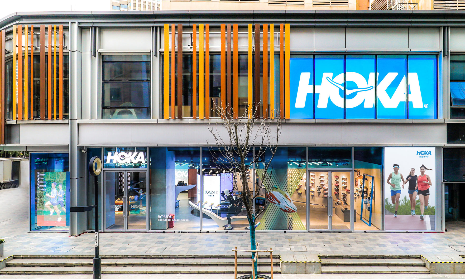 HOKA ONE ONE® 全球首家直营品牌体验店正式开业