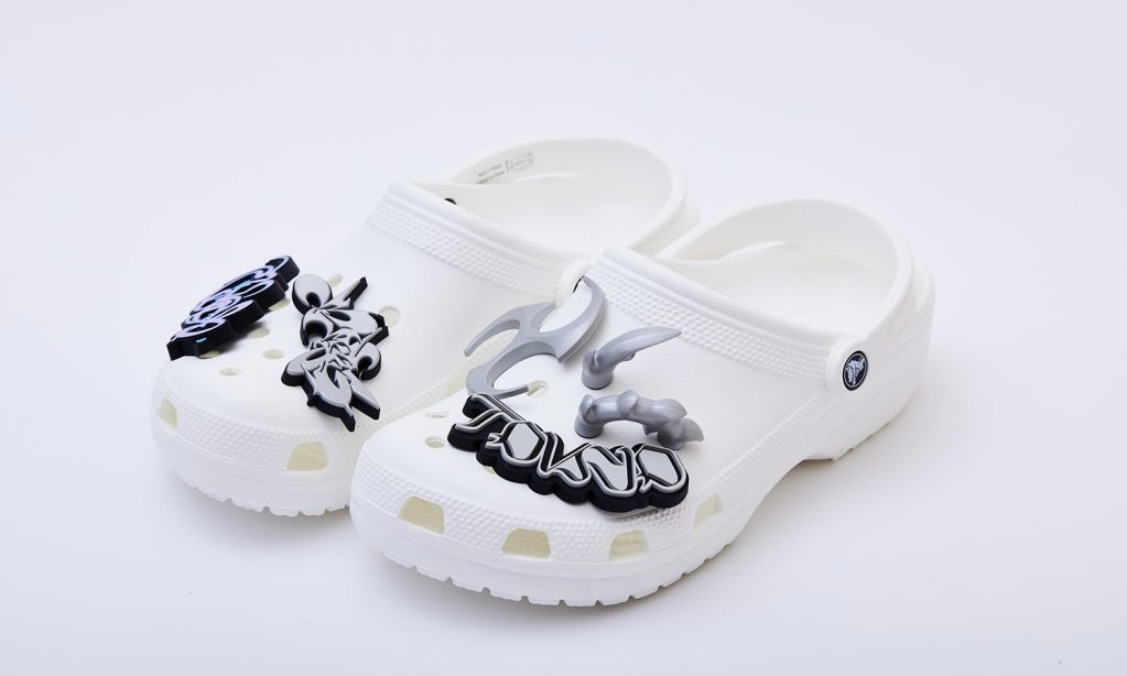 Crocs x GUCCIMAZE 联名鞋款「GUCCIMAZE®︎ JIBBITZ TOKYO」释出