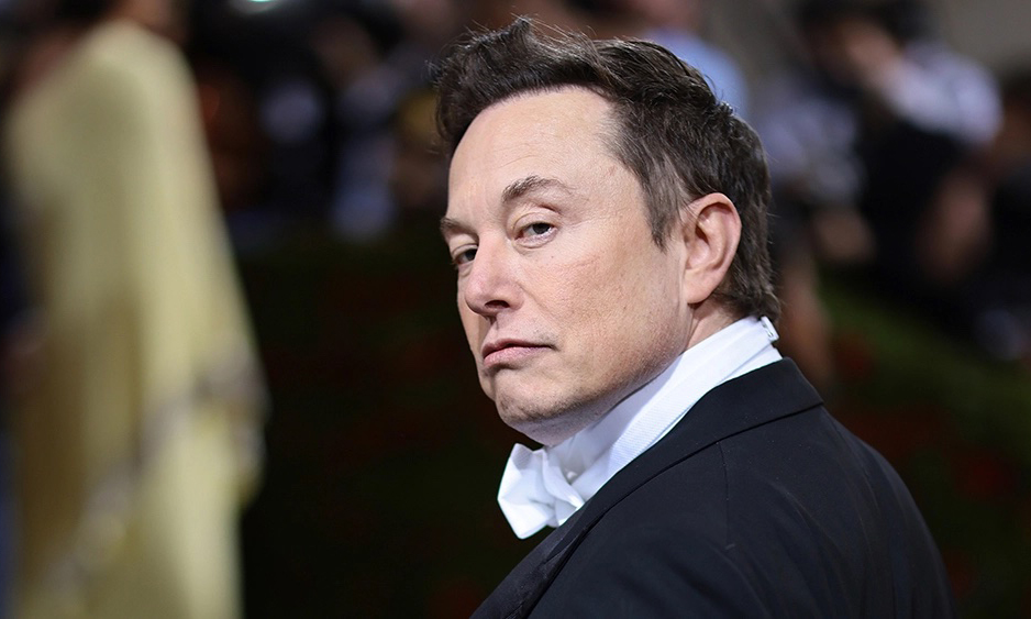 Elon Musk 成为史上第一个资产损失 2,000 亿美元的人
