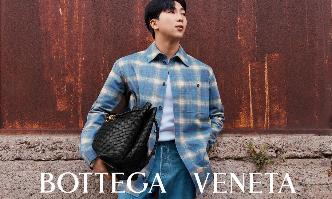 创意总监官宣欢迎，BTS 金南俊签约 BOTTEGA VENETA