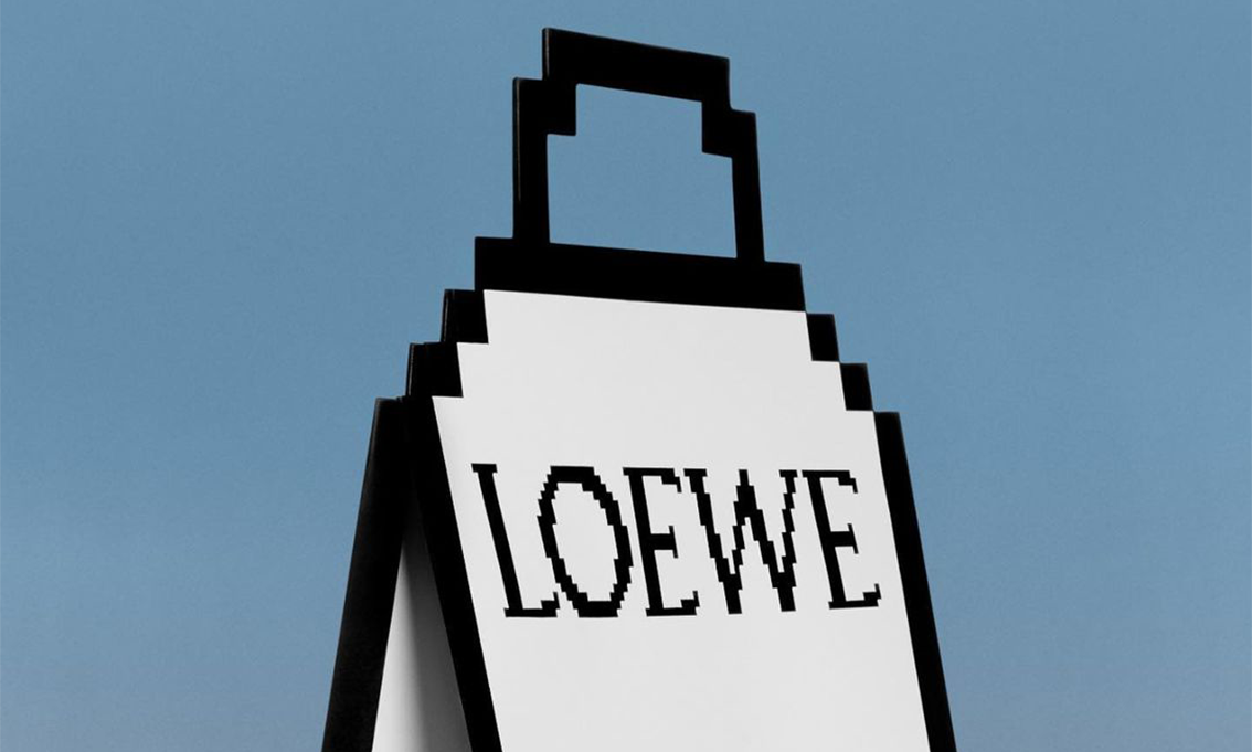 LOEWE 2023 春夏「像素风」单品，不止于服装