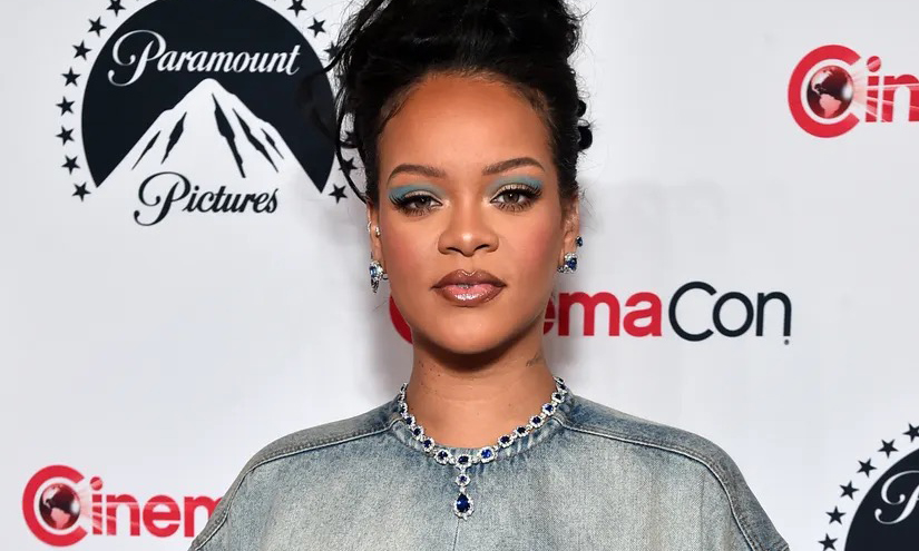 Rihanna 卸任个人品牌 Savage X Fenty CEO 一职，并宣布继任者