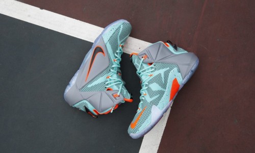 Nike LeBron 12 NRSL 配色详览