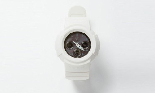 BEAUTY & YOUTH x G-SHOCK 联名 AWG-M500 表款