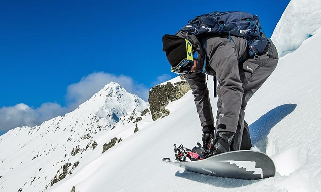 Burton AK457 系列 2014 秋冬  “ Snow Mountain Enthusiasts ” 造型特辑