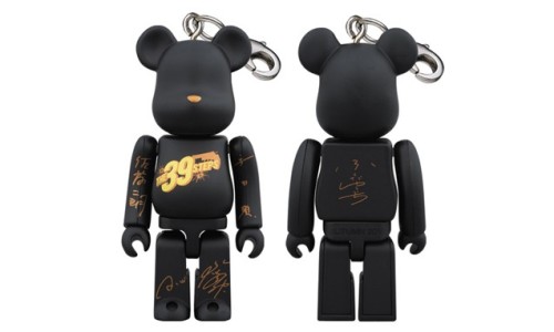 MEDICOM TOY x 《 三十九级台阶 》 BE@RBRICK