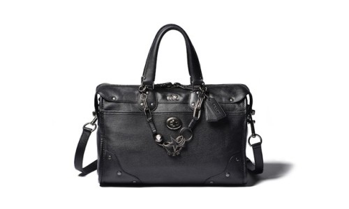 COACH x AMBUSH 合作包款释出