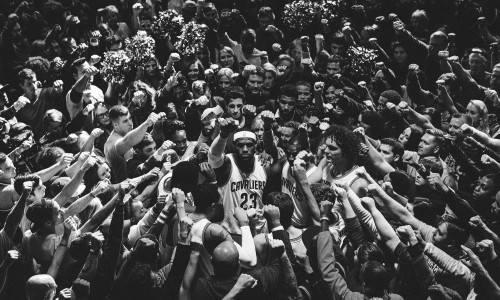 Nike Basketball 推出 LeBron James 广告短片《TOGETHER》