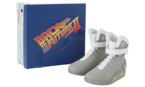 还在等什么？99 美金你就能买到 Nike MAG！