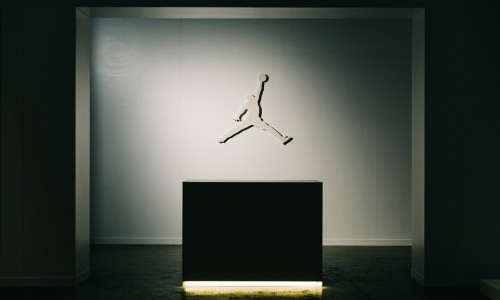 Jordan Hangar 洛杉矶室内篮球场细览