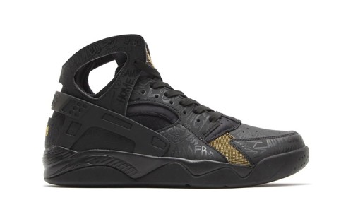 赛场上的经典，Nike Air Flight Huarache “Trash Talking” 纪念版本释出