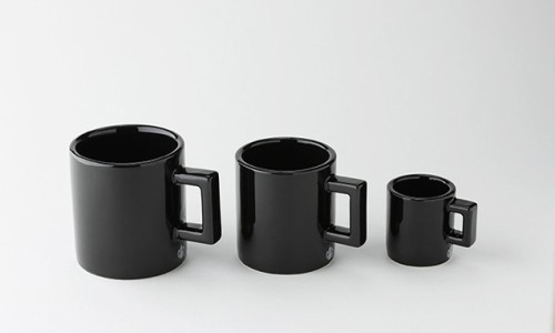 暗黑闪电，fragment design x Starbucks 合作咖啡杯组