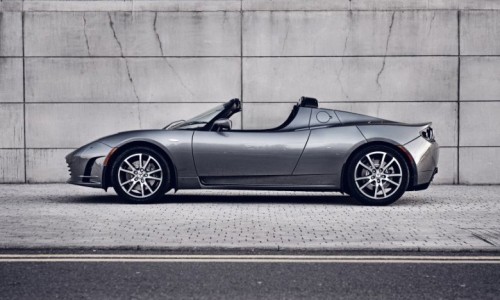 Tesla 发布全新 Roadster 3.0 版本电动跑车