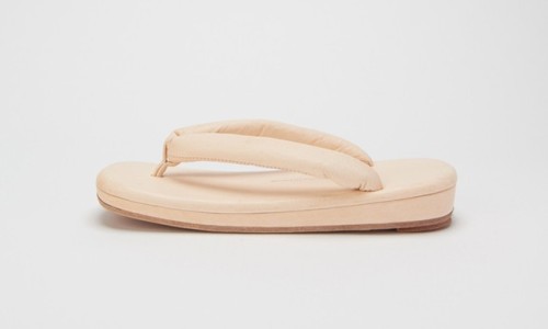 Hender Scheme 全新手工制雪驮鞋款