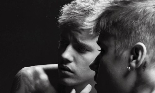 Karl Lagerfeld 为《V》拍摄 Justin Bieber 写真照释出