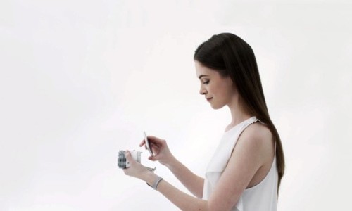 Olympus 发布 AIR A01 镜头型相机