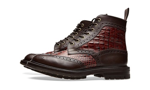 END. x Tricker’s 带来 2015 春夏雕花系列新作