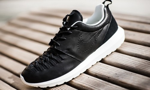 Nike Roshe NM Woven “Black & White” 鞋款
