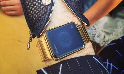 Edition 中的 Edition！Apple 为 Karl Lagerfeld 定制纯金 Apple Watch 曝光