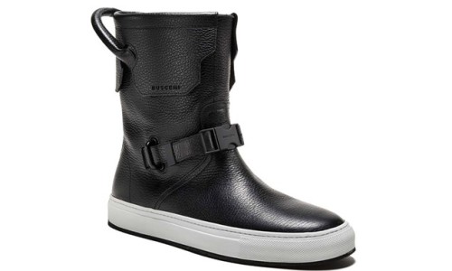 BUSCEMI 推出 250mm High-Top Slip-On 鞋款