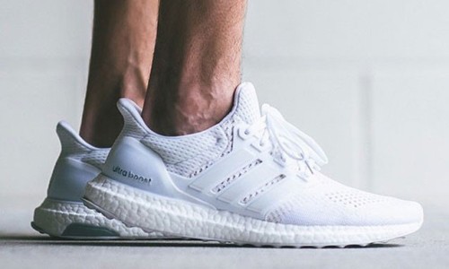 adidas Ultra Boost 纯白配色
