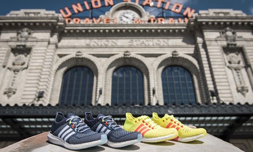 adidas Cosmic Boost 鞋款