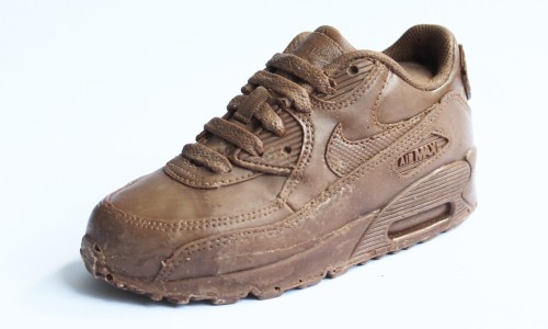 的确是秀色可餐，创意 Nike Air Max 巧克力设计