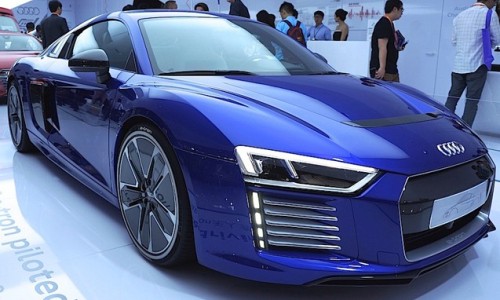 钢铁侠座驾，Audi R8 E-Tron 亮相上海亚洲消费电子展