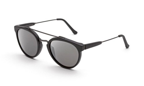 RETROSUPERFUTURE 2015 夏季 「Black Matte Mirror」系列