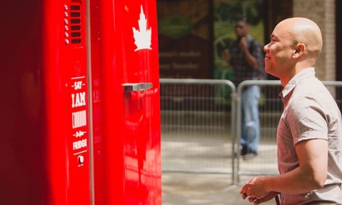 Google 与 Molson 啤酒合作呈现 “I'm Canadian” 活动