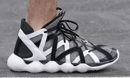 Y-3 2016 年春夏鞋款系列