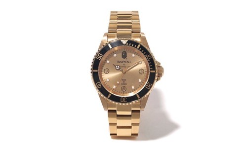 A BATHING APE® 黄金 BAPEX® TYPE 2 腕表