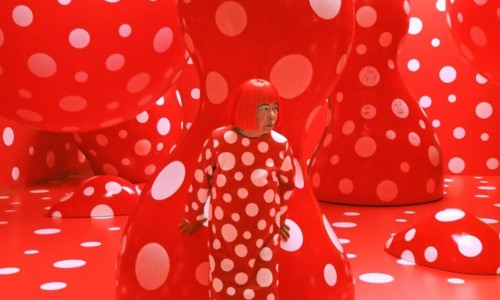 草间弥生于丹麦路易斯安那现代艺术博物馆举办 