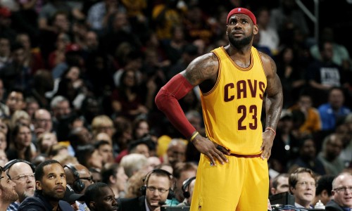 爱恨交织，LeBron James 成为全美最受欢迎和最令人厌恶运动员双料冠军