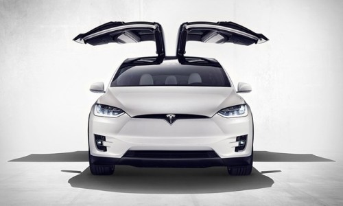 Tesla Model X  SUV 车型登场