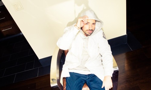 探索 KITH 主理人 Ronnie Fieg 球鞋收藏和秘密衣橱