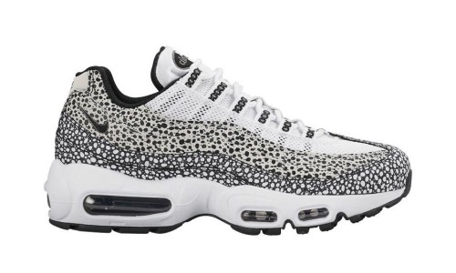 Nike 携三款经典鞋款带来 2016 