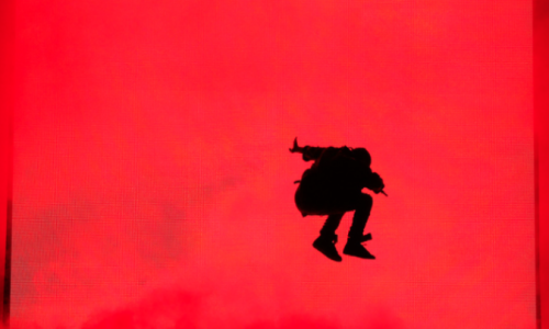 《Facts》 or False？Nike 或将起诉 Kanye West