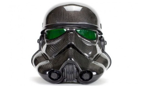 Carbon Fiber 用碳纤维打造 Stormtrooper 头盔