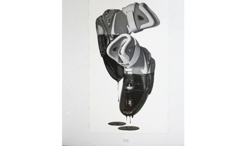 会玩儿，艺术家CJ Hendry 超写实 Air Mag 浸蘸油漆作品拍得天价