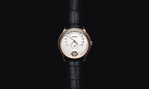 Chanel 拓展男性市场推出第一款男士手表