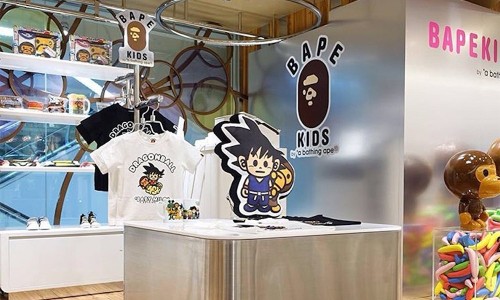 A BATHING APE® 新宿店铺 “DRAGON BALL” 主题开启