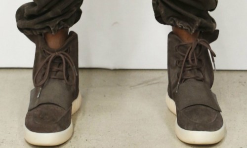 欢乐 “前戏”，adidas Originals 官方 Twitter 幽默回应 6 月 Yeezy Boost 发售