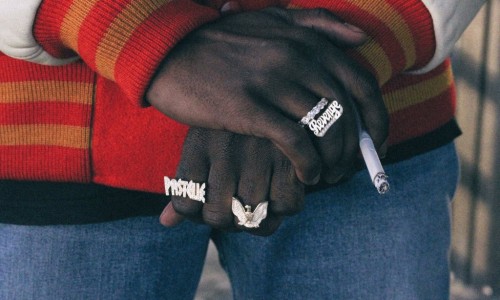 Ian Connor 带回 Pastelle 全新奢华配饰