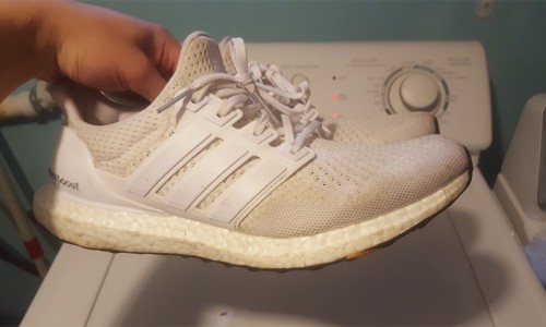 大神教你 adidas Ultra Boost “Triple White” 应该如何清理