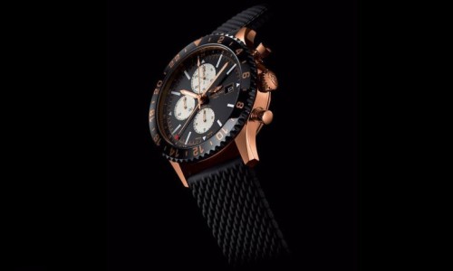 BREITLING 推出 CHRONOLINER 玫瑰金限量腕表